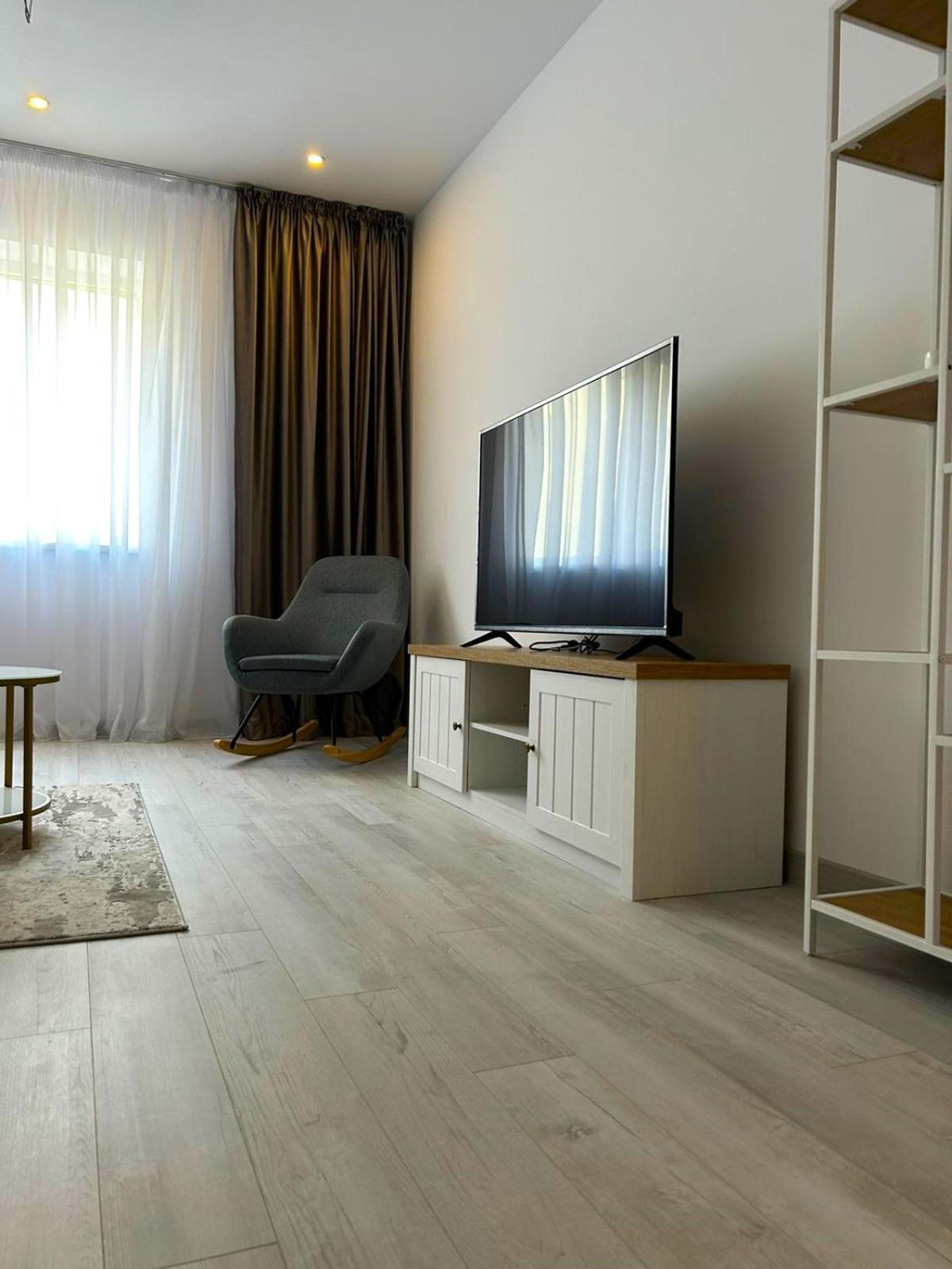 Yamaluxe Apartments - Silent & Warm With Many Facilities Boekarest Buitenkant foto